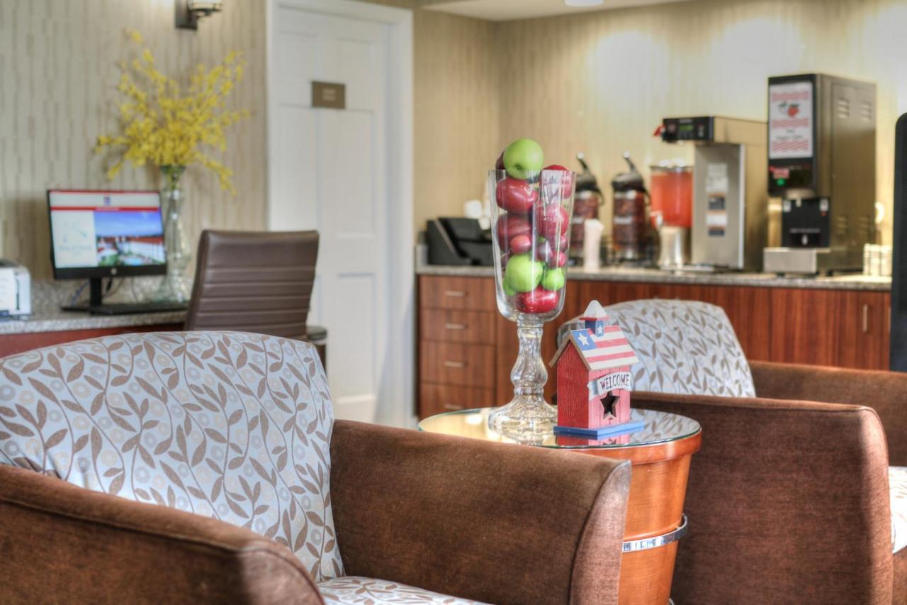 סביירוויל The Inn At Apple Valley, Ascend Hotel Collection מראה חיצוני תמונה