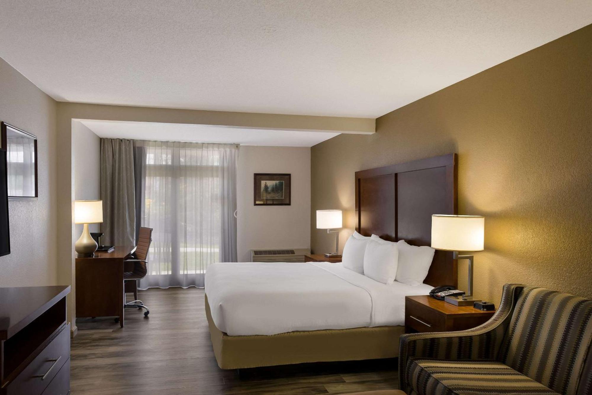 סביירוויל The Inn At Apple Valley, Ascend Hotel Collection מראה חיצוני תמונה